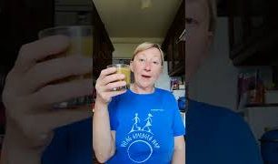 Turmix alma, banán vagy hazai bármely gyümölcsből.